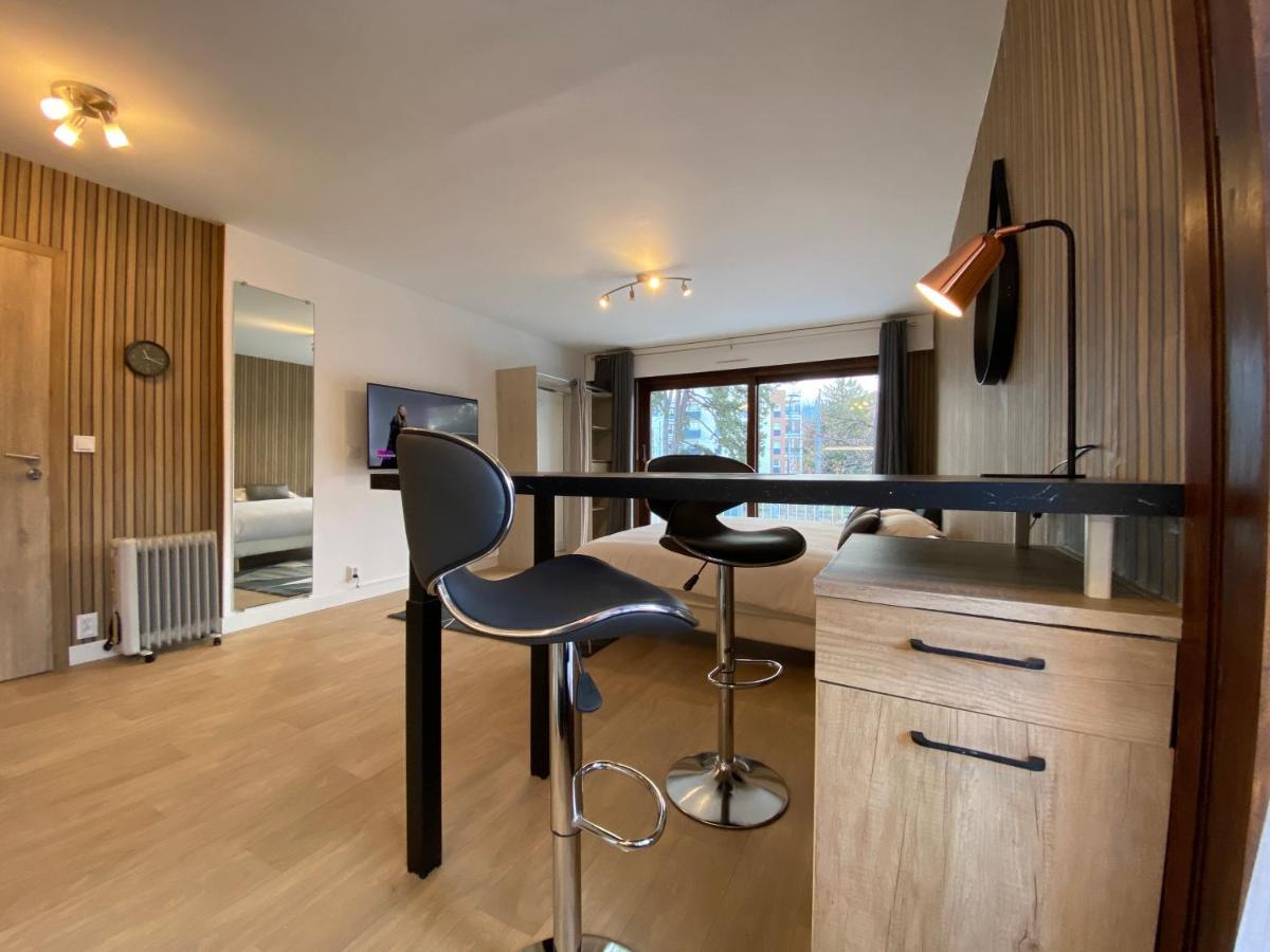 Studios & Chambres Aux Portes De Geneve Saint-Julien-en-Genevois Exteriör bild