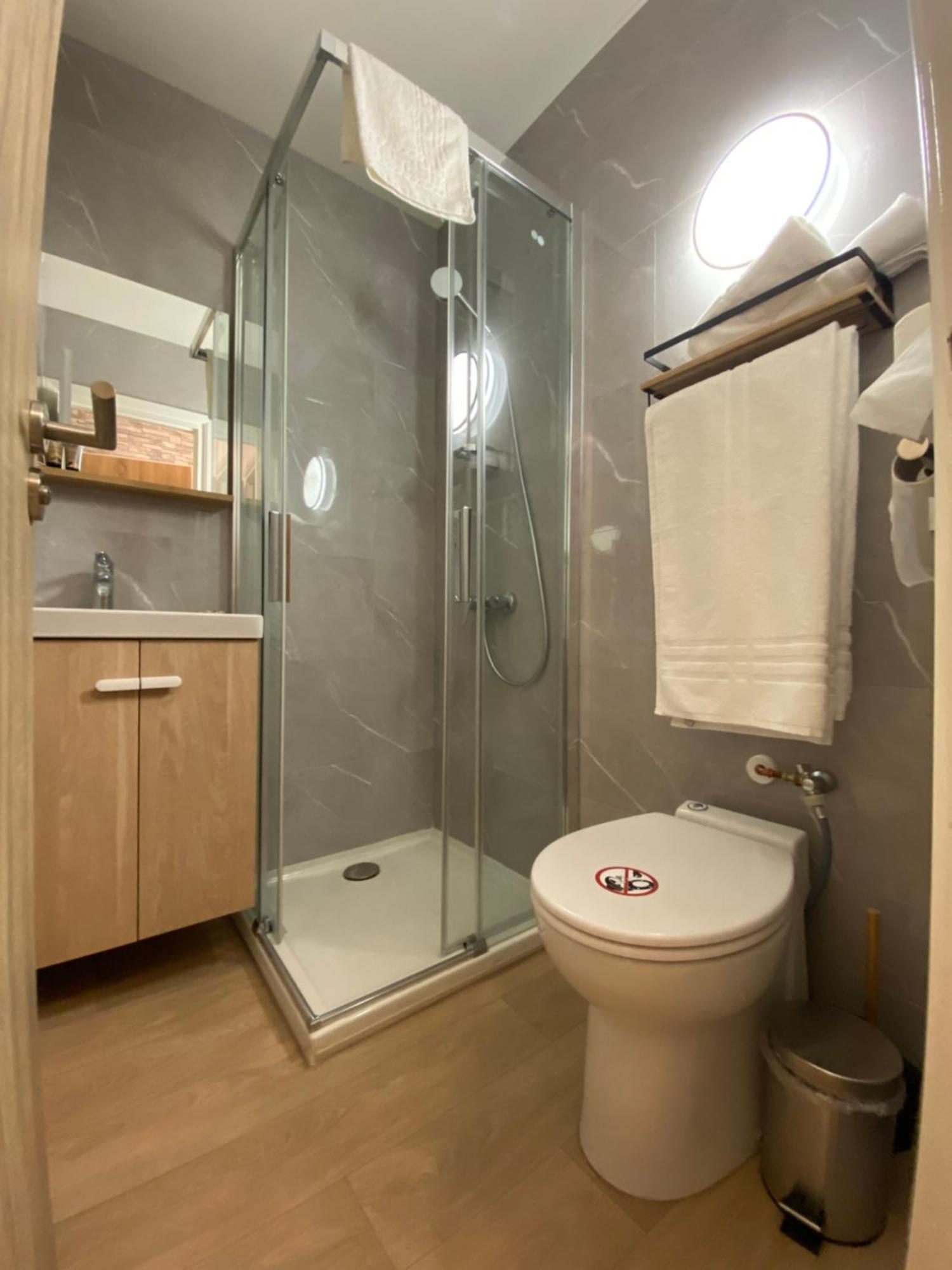 Studios & Chambres Aux Portes De Geneve Saint-Julien-en-Genevois Exteriör bild
